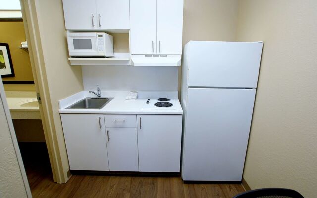 Extended Stay America Select Suites Nashville Airport