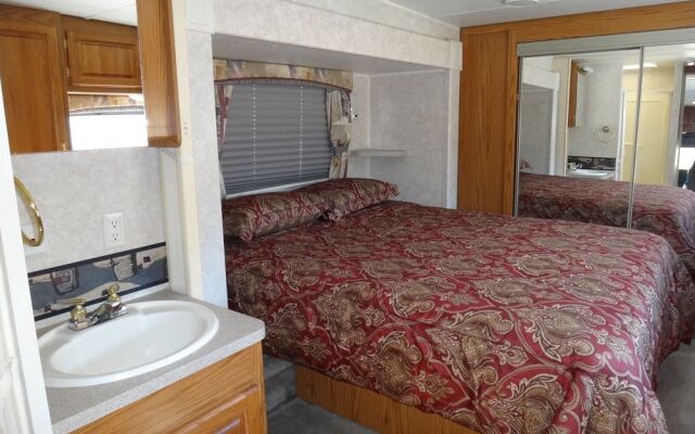 Freedom Acres Resorts - Adults Only