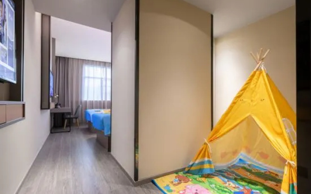 Home Inn Business & Travel Hotel (Liutang Subway Station Wanda Plaza Branch) – Guest Rooms – Shenzhen