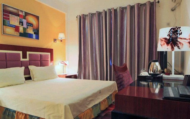Hotel Ritz Roma Huambo