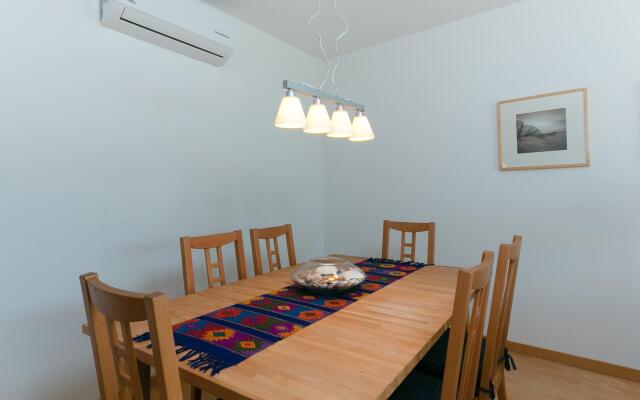B19 - Marina Club Apartment