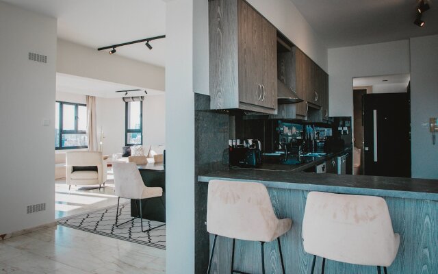 Phaedrus Living: City Center Sky Penthouse