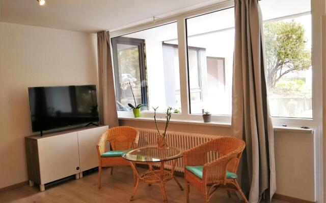 Central-Apt at Lake, CityCenter 5min, Fair 18min!!!