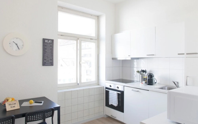 ZH Seefeld - Hitrental Apartment