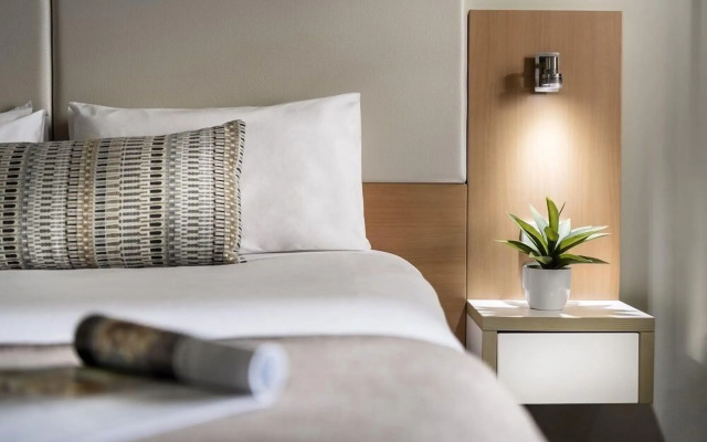 Grand Hotel and Apartments Townsville