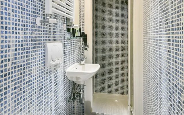 Studios 2 Let North Gower