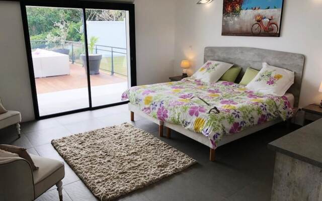 Villa Mary Island