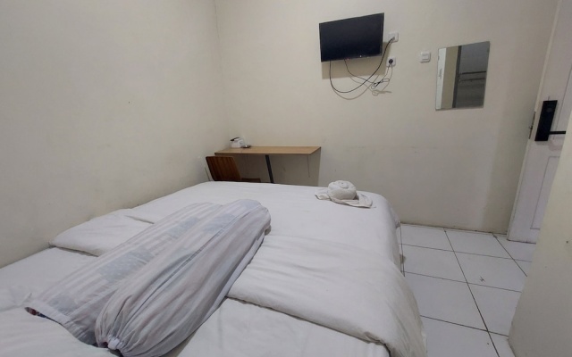 Hotel O Mahendra HomestayNearTaman Wisata Bukit Rurukan – Guest Rooms – Tondano