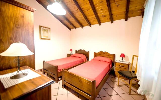 5 bedrooms house with wifi at Linguaglossa