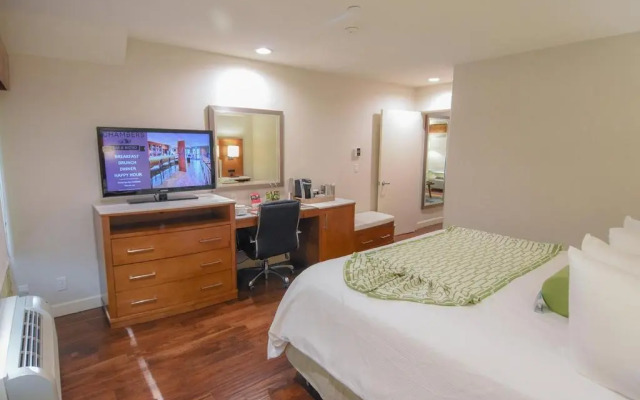 Hotel Indigo Anaheim by IHG