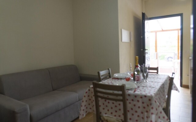 Viale Sardegna 100 Dx