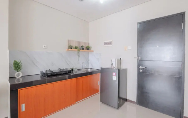 New Furnished And Elegant 2Br At Nifarro Park Apartment