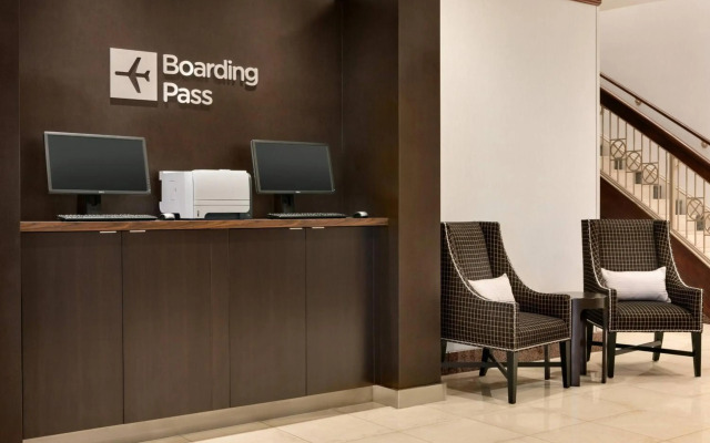 Courtyard by Marriott Tysons McLean