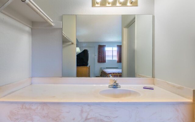 Knights Inn Fairground