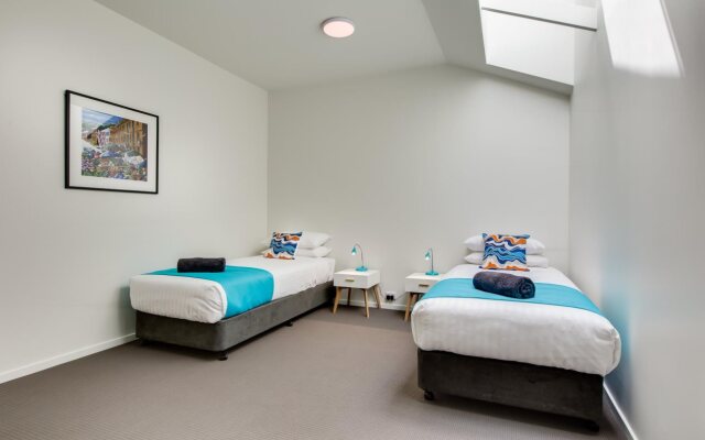 Salamanca Galleria Apartments – Guest Rooms – Battery Point