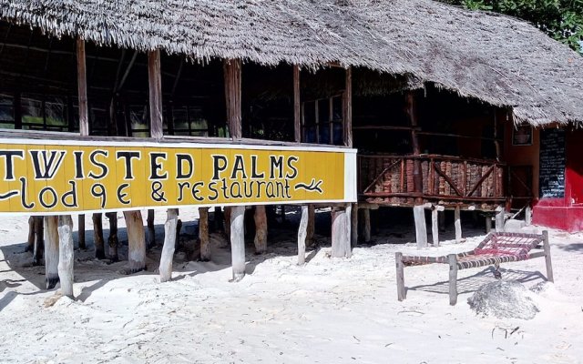 Twisted Palms Lodge & Restaurant