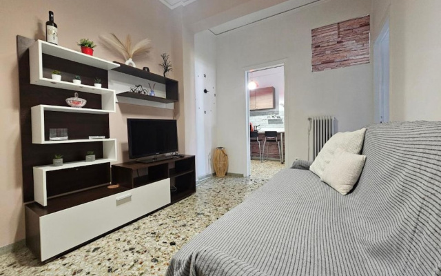 Come Stay Apartment - Athens Town