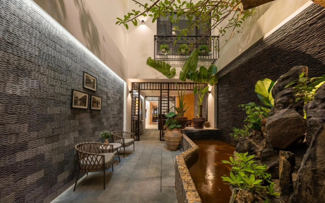 Le Parfum Apartment And Hotel