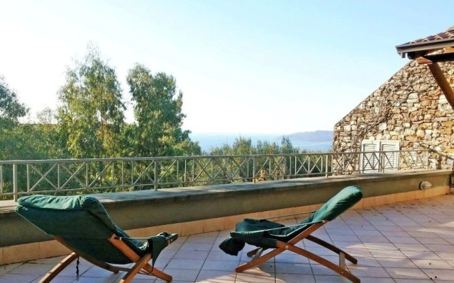 Villa Sarolli