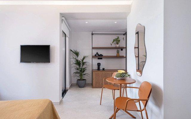 Theta Boutique Hotel