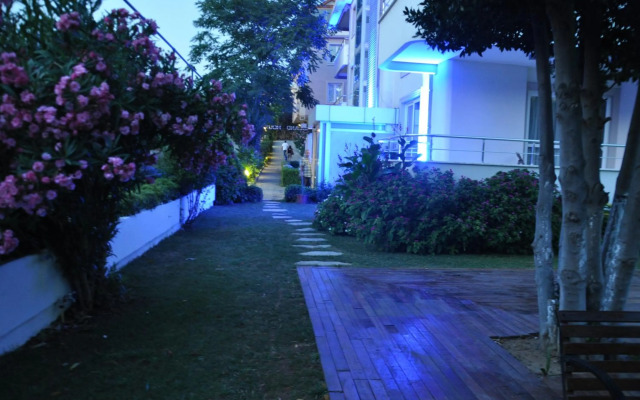 Island Hotel
