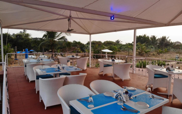 Paradise Village Beach Resort