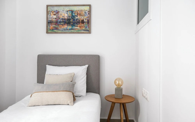 Anatoli - Athenian 2-BR Apartment in Athens