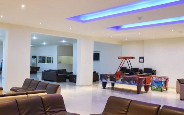 Euroxenia Marathon Hotel