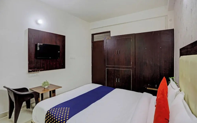 Shree Hotel