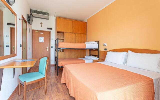 Little Hotel