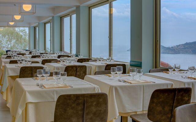 Hotel Antares
