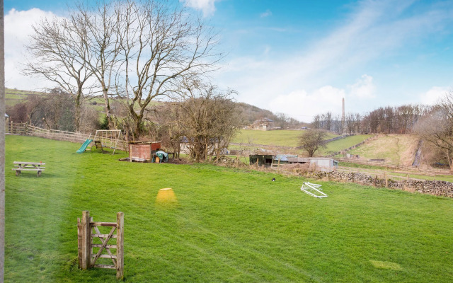 Ye Olde Bowling Green Inn by OYO
