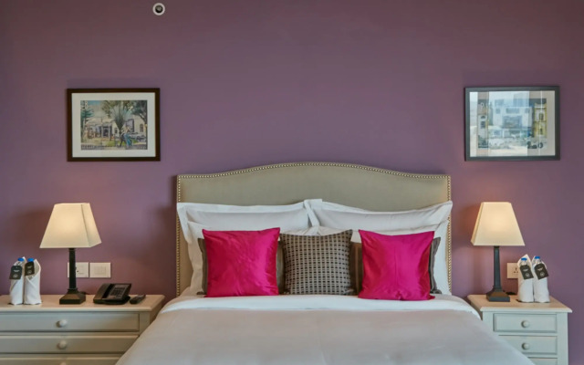 The Waverly Hotel & Residences