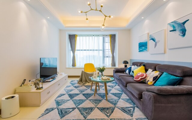 Locals Boutique Apartment Huafa Plaza 17