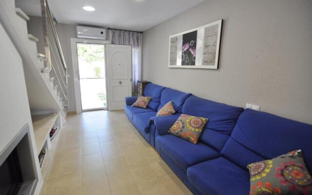 RNET - Port Estrella - 18 Roses Costa Brava