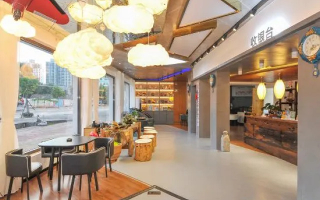 Yintan No.3 Hotel (Beihai Yintan Qiaogang Branch)