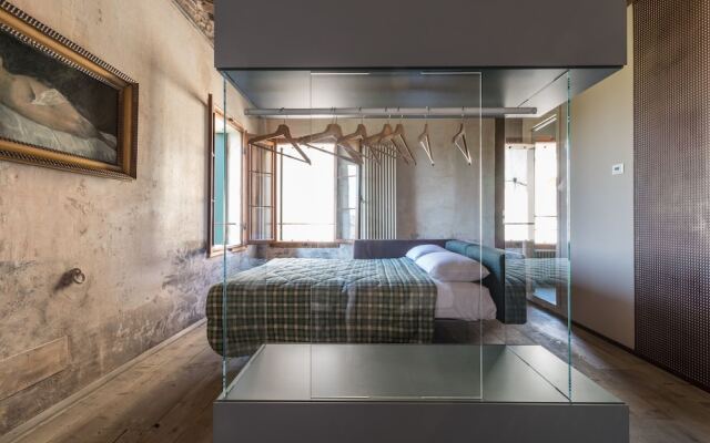 Exclusive House in Asolo Art and Design