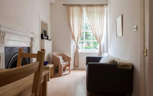 1 Bedroom Flat On St Stephen Street
