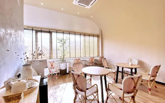 One Heritage Hotel