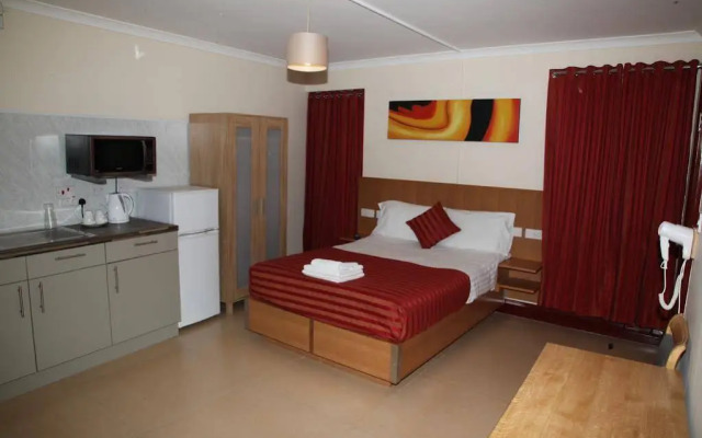 Grove Apartments