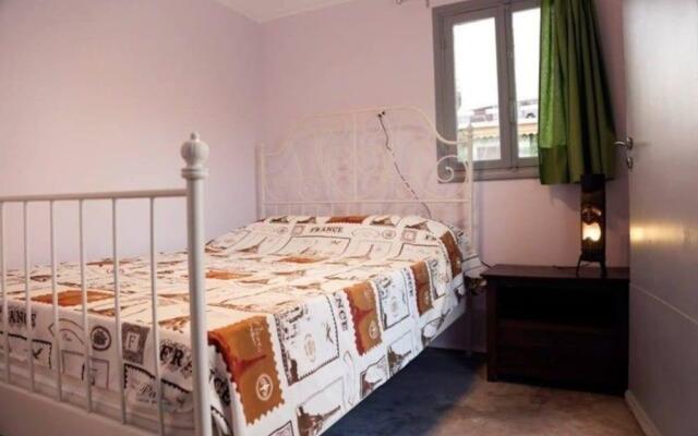 Chameleon Youth Hostel - Hostel
