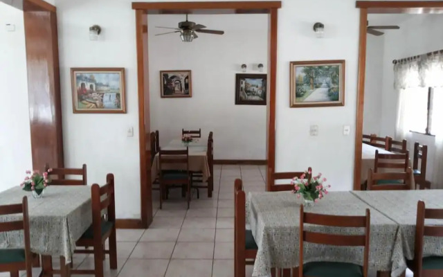 Apartamentos Casa Flores de Tikal