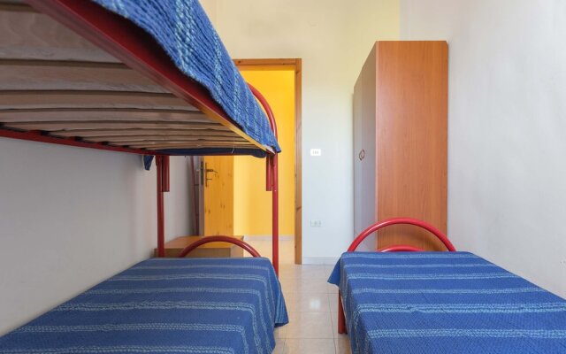 3383 Nomet House by Barbarhouse