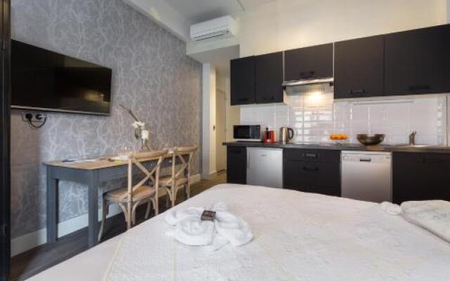 Azur City Home