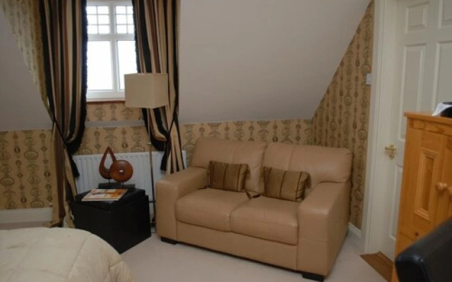 Shores Country House Bed & Breakfast