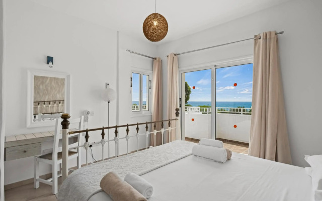 Thalassines Beach Villas