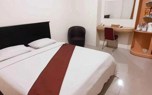 Hotel Prasasti Pacitan