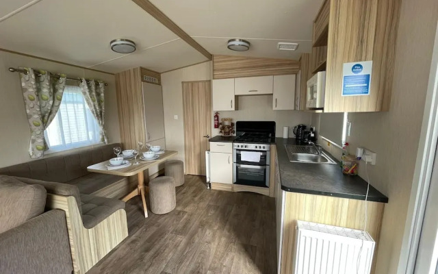 Holiday Park Caravan Fluffy in Harts Holiday Park