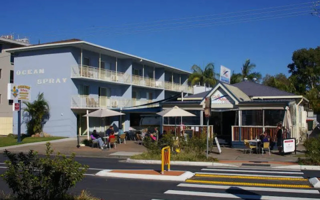 Ocean Spray Apartments Hotel