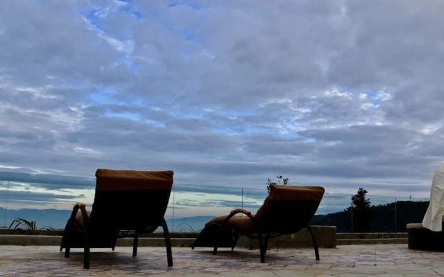 The Twelve Manor•Terraces Lodge